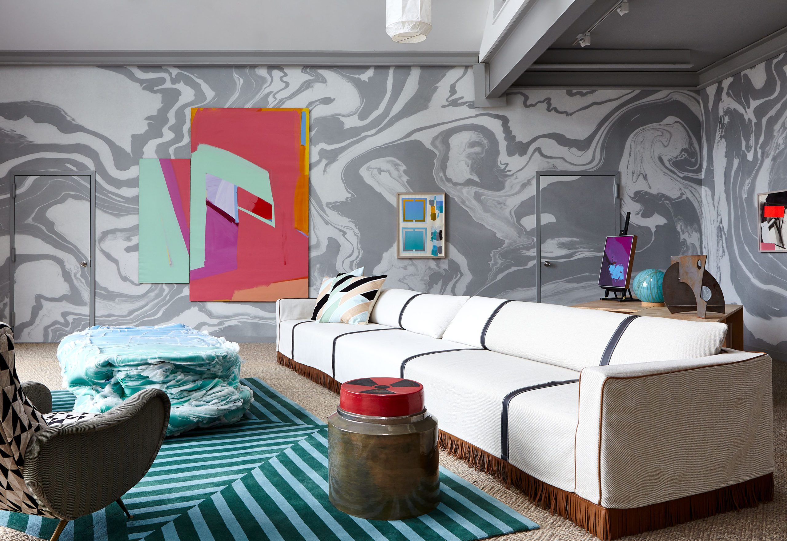 The Barn | Summer '20 | Cozy Armchair, White Sofa, Circular Small Table and Abstract Painting in Different Colors and Sizes
